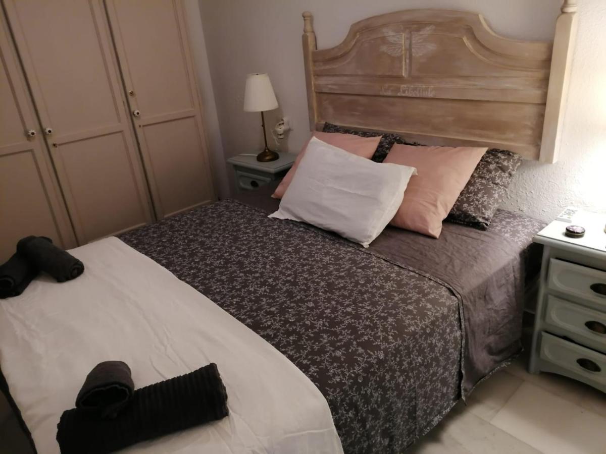 Casa Bonita Apartment Естепона Екстериор снимка